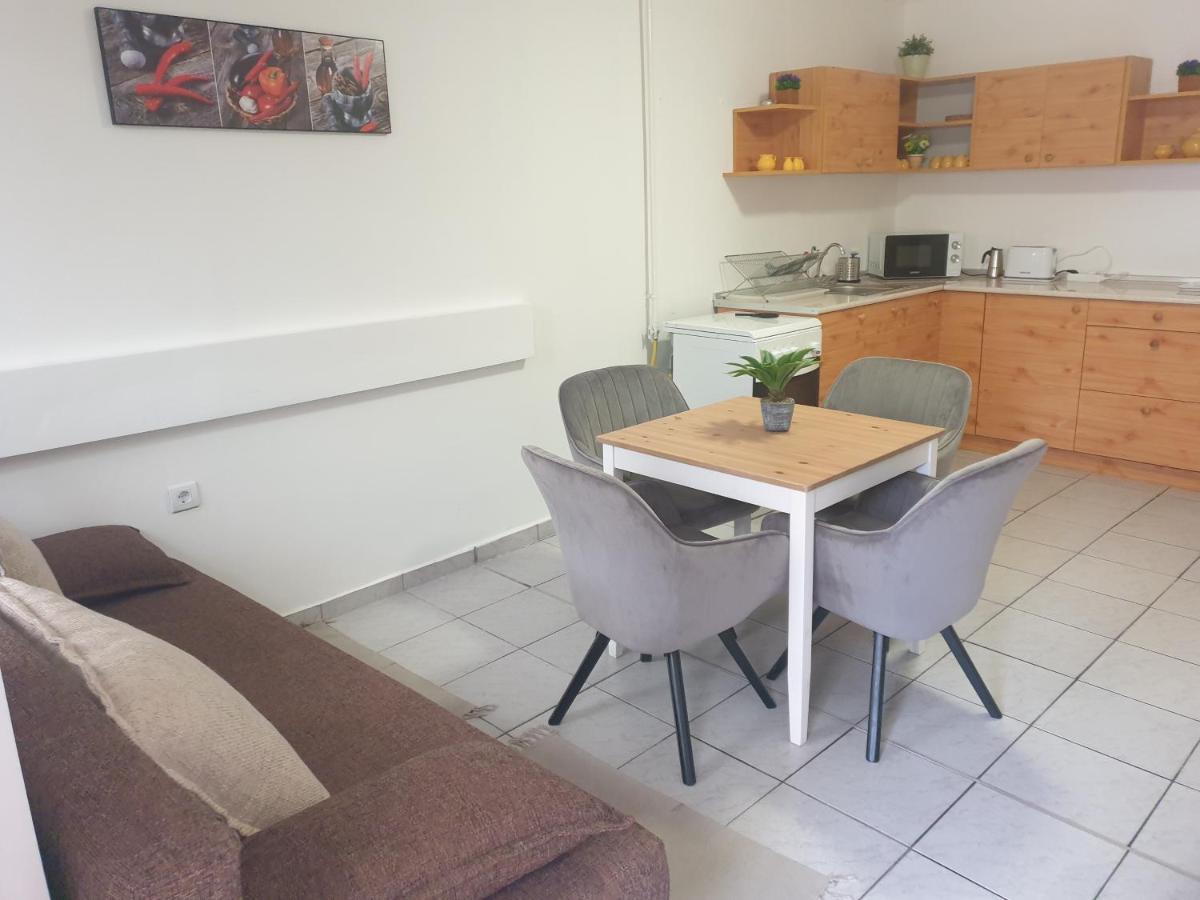 Hotel Fonix Panzio Eger Zewnętrze zdjęcie